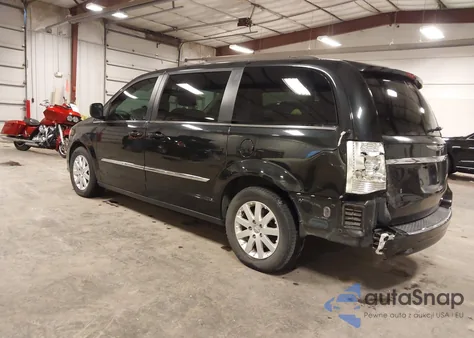 2016 Chrysler Town & Country Touring from USA, damaged, VIN 2C4RC1BG8GR239147